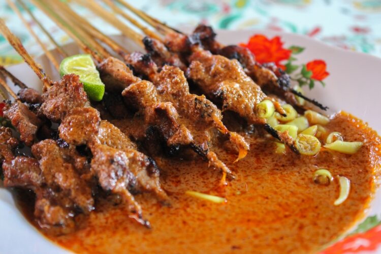 Sate Bulayak