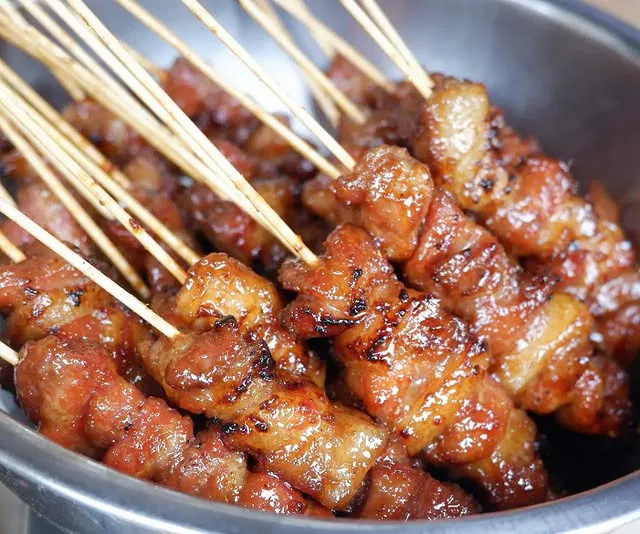 Kriteria Pemilihan 10 Sate Babi Terbaik